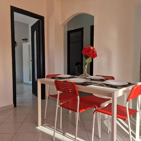 450 M Dal Mare Con Giardino - Free Parking Loano